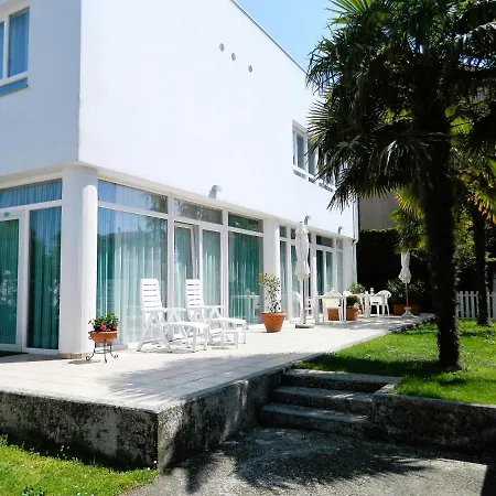 Pensión Marina